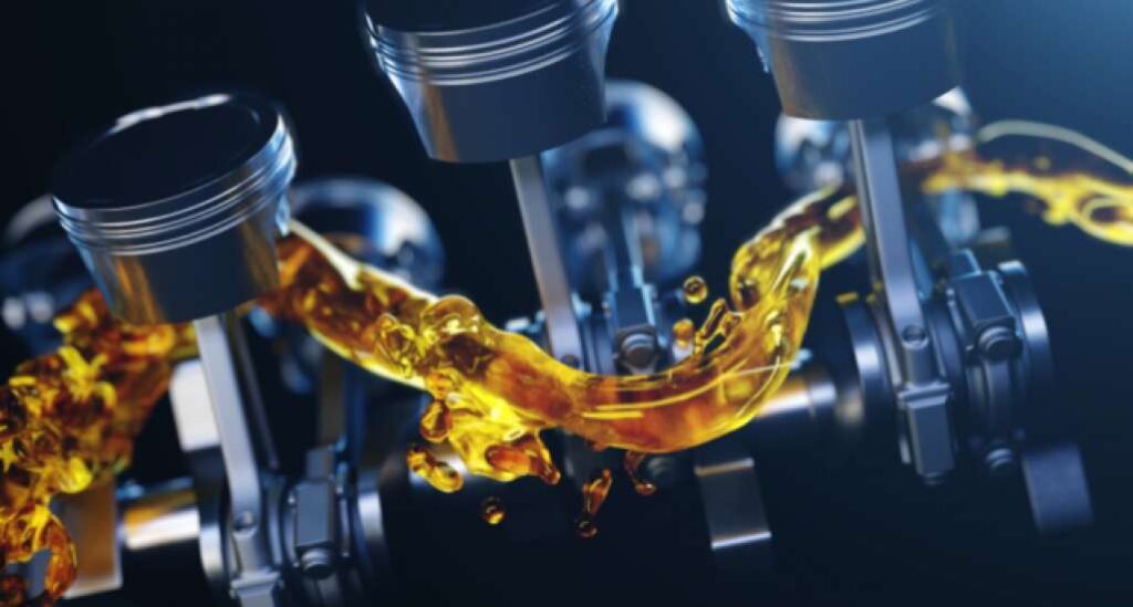 Минеральное, полусинтетическое или синтетическое масло Adeco: какое выбрать для вашего автомобиля?